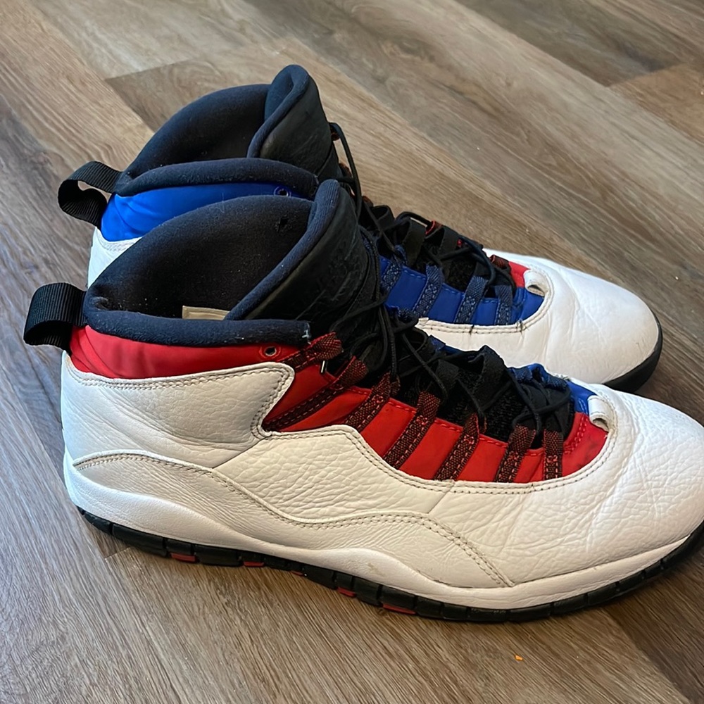 Men’s authentic retro 10 air Jordans heavily used. Please see pic’s